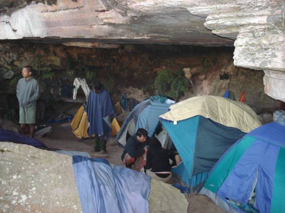 Acampamento nos 'hoteles' no topo do Monte Roraima, na  Venezuela, em 2007